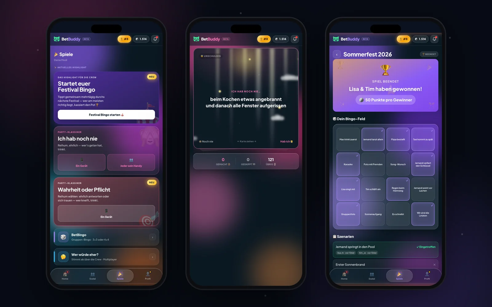 Drei iPhones mit BetBuddy: links der Spielebereich mit Festival Bingo als Highlight, Ich hab noch nie, Wahrheit oder Pflicht, BetBingo und Wer würde eher, in der Mitte eine Ich-hab-noch-nie-Karte mit dem Satz beim Kochen etwas angebrannt und danach alle Fenster aufgerissen, rechts ein beendetes BetBingo Sommerfest 2026 mit Gewinnerbanner und einem 4×4-Feld mit abgehakten Szenarien